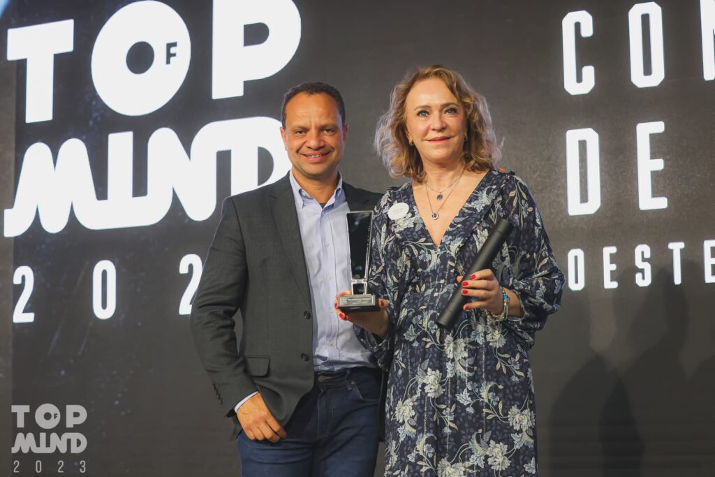 Imobiliária em Chapecó Nostra Casa recebe o prêmio Top of Mind